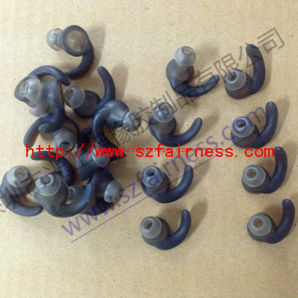 D type earplug
