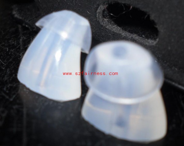 Elbow earplugs