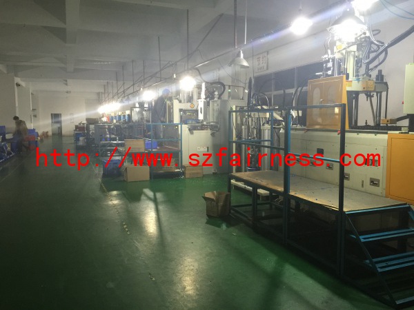 液態(tài)硅膠成型設(shè)備
